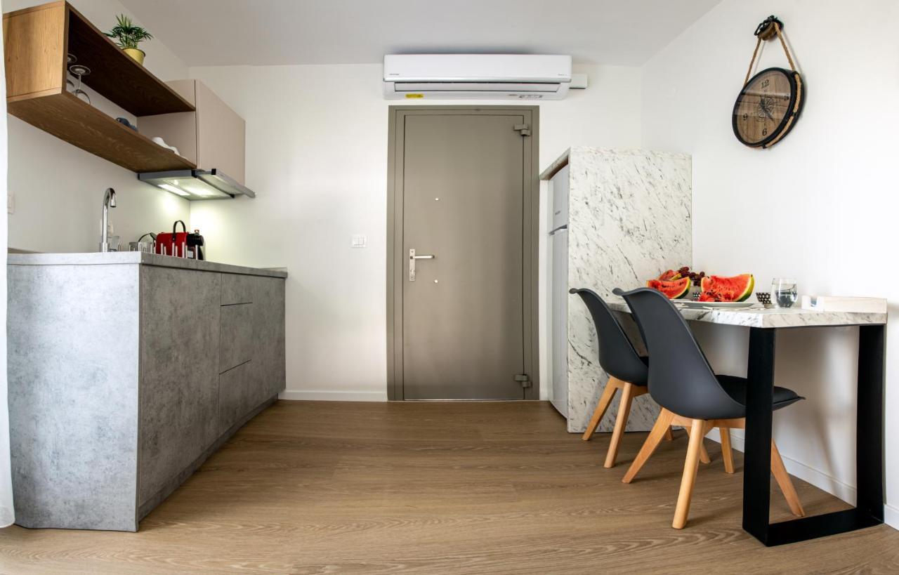Gaia Maisonettes Nea Kallikrateia エクステリア 写真