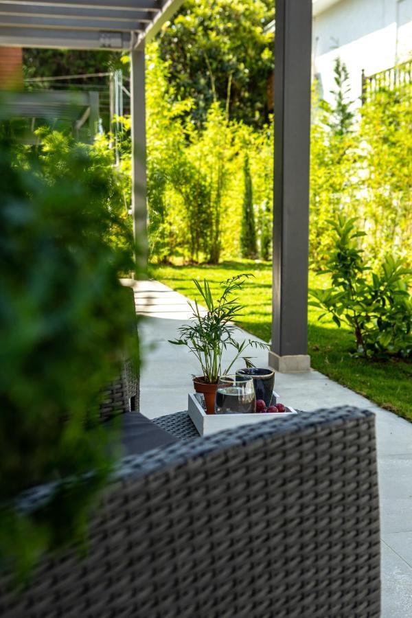 Gaia Maisonettes Nea Kallikrateia エクステリア 写真