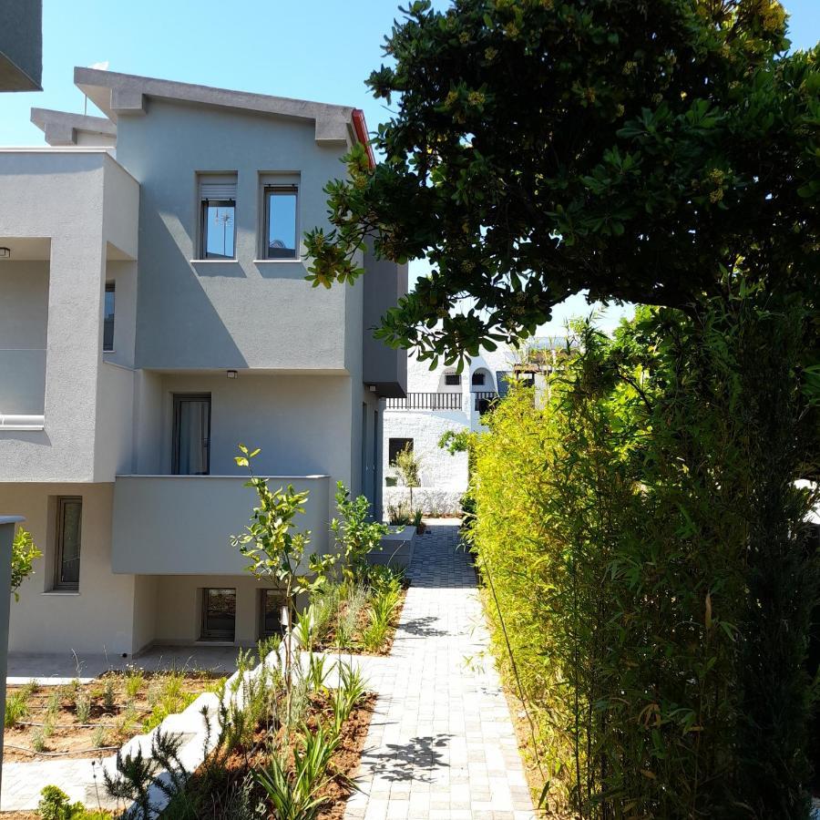 Gaia Maisonettes Nea Kallikrateia エクステリア 写真