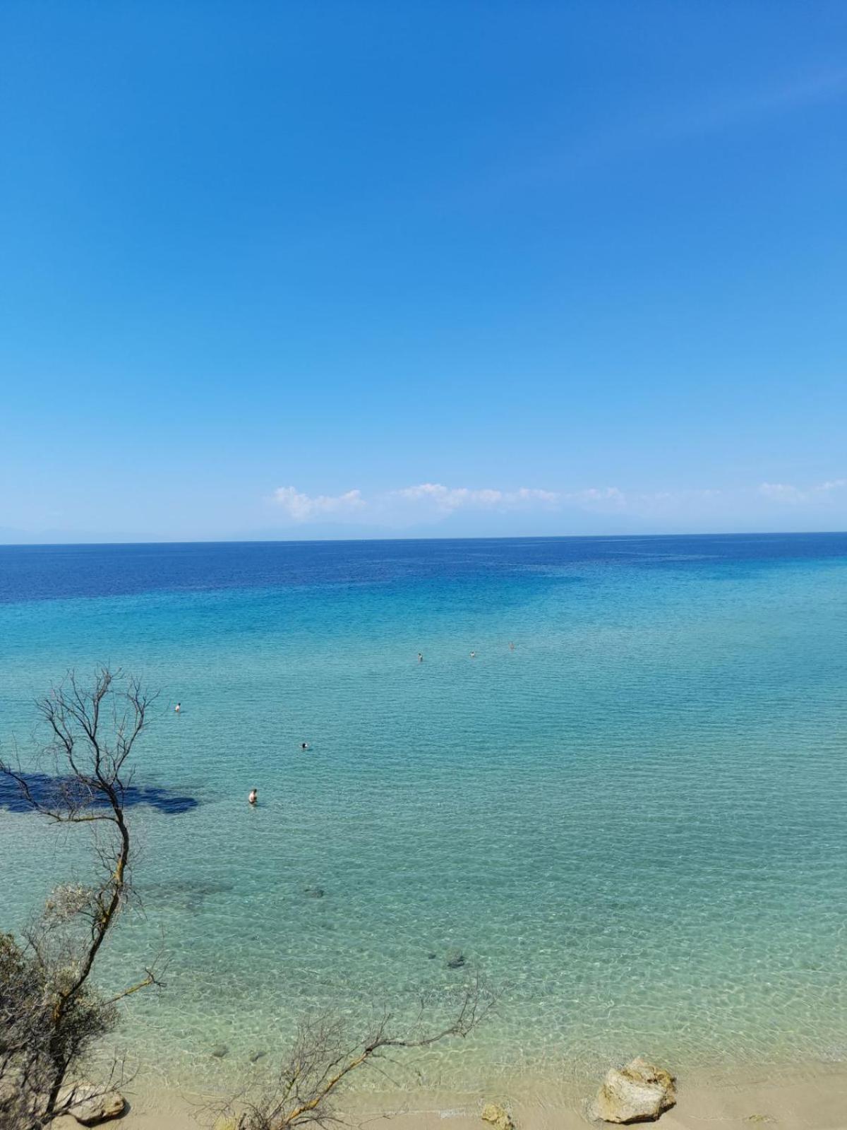 Gaia Maisonettes Nea Kallikrateia エクステリア 写真